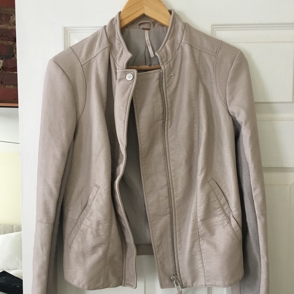 Free People Jackets & Blazers - Free people blush leather jacket, size 4